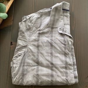 Men’s Apt. 9 L Button Up